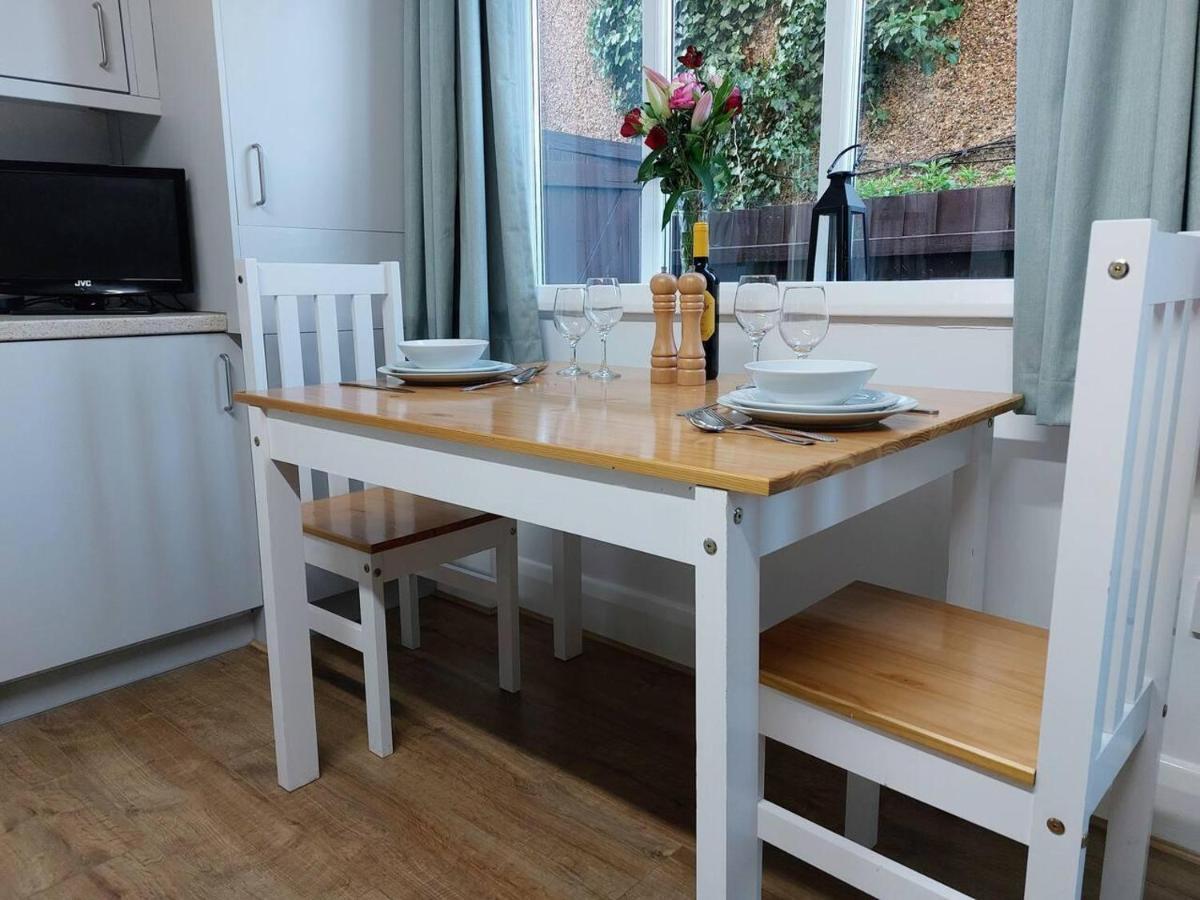 Inviting 1-Bed Apartment In Herne Bay Exterior foto